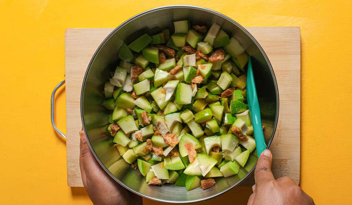 طرز تهیه ترشی انبه در ایران و پاکستان