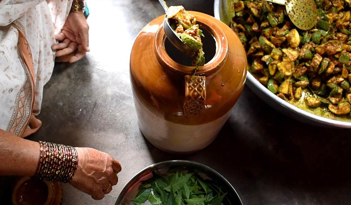 انواع روایت‌های محلی درباره ترشی انبه