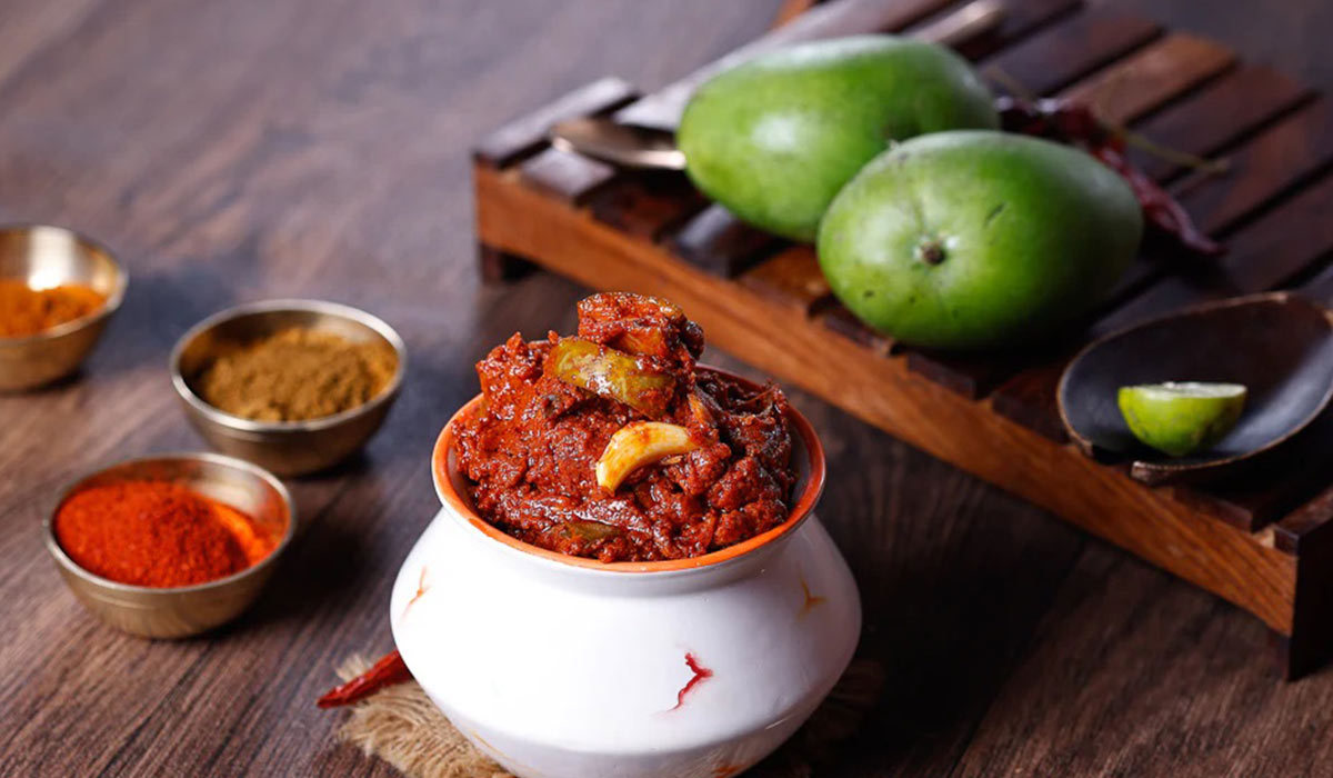 انبه کال و سبز: قهرمان بی‌رقیب دنیای ترشی