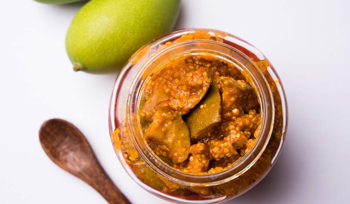 پاسخ به سوال مهم مادران: آیا خوردن ترشی انبه در بارداری مجاز است؟ 32 ترشی انبه در بارداری