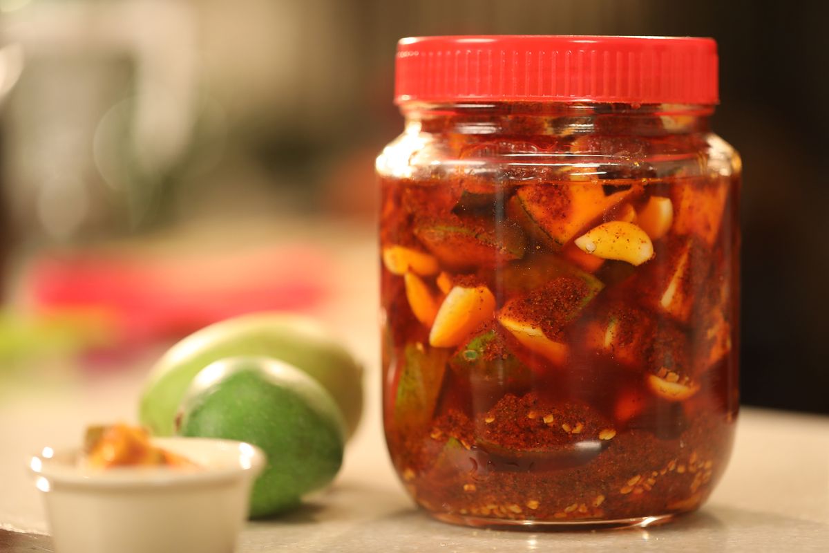 علت تلخ شدن ترشی انبه