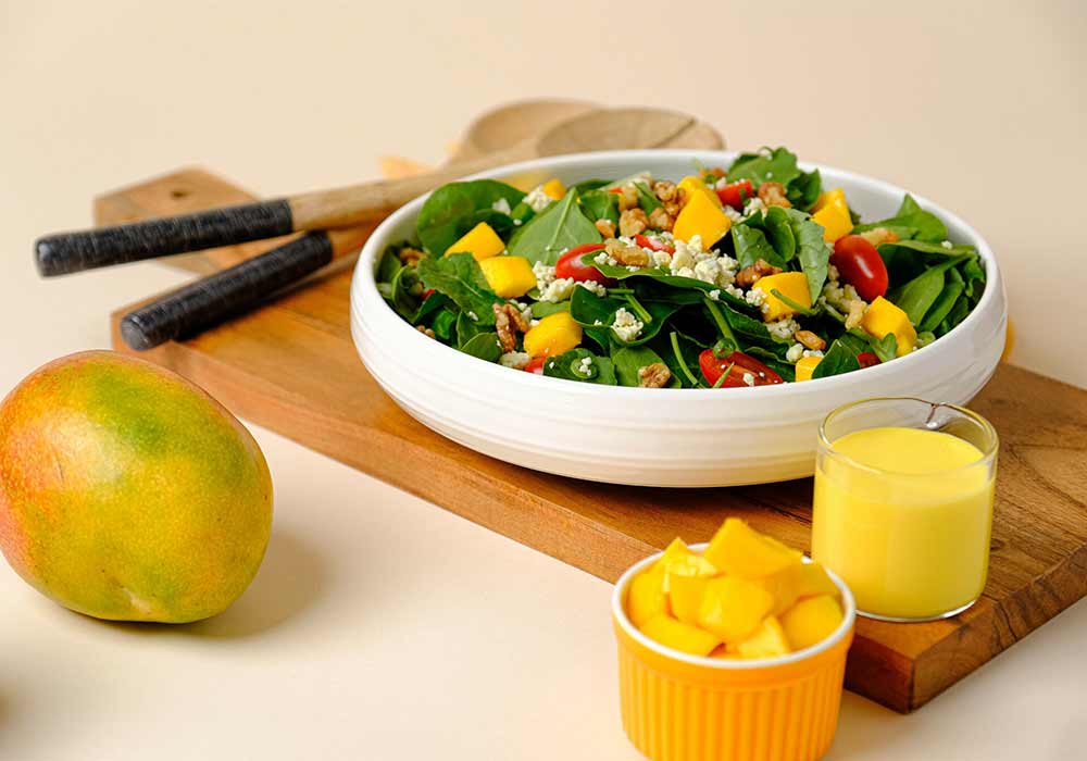 سرو ترشی انبه با غذاهای مدرن